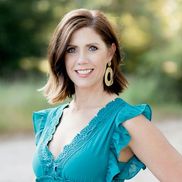 Shana Pelzel from Ledge Lounger