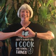 Sue Houtchens from Cooking with Sue, Independent Pampered Chef Consultant