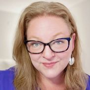 Malia Arnold from Aligned People Strategy