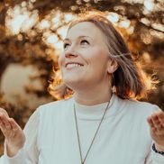 Nici Schmidt from Sacred Processes