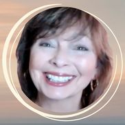 Lonnee Rey from I help everyday people write, publish & make a name for themselves