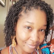 Nicole Davis from Healing Through Experiences