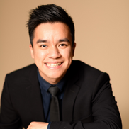 Chris Au from Freelance Concert Pianist