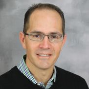 Robert Castro from Regional distributor Regenerative medicine, Medical supplies & devices
