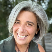 Donna Henhoeffer from Donna's Whole Body Life - Guidance, Coaching, Intuitive Healing Ottawa