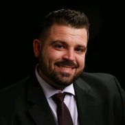 Ariel Perez from AKAVEIL TECHNOLOGIES INC