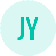 Jaissa Yahner from Independent Senegence Distributor