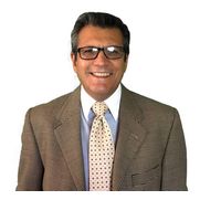 Efrain Aguilar, MBA from Luminar Marketing