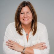 Michelle Blais from Lifewave Stem Cell Patches, Website Designer & Podcaster