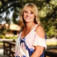 Monique da Costa from Heart of the Valley Living/Tulare Small town Living / Neighbors of Visalia
