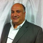 Michael Akila from Floral Renaissance of Austin