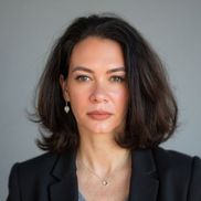 Lucia Lopez from Lopéz and Associates, Inc. 