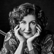 Tam Francis from Girl in the Jitterbug Dress Novels, Blog & Etsy Store