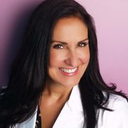 Carolyn DeLucia from Viva' Rejuvenation Medispa