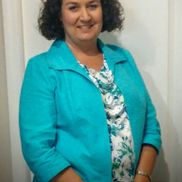 Michele Carpenter from Inspiring Homes Staging & Design, Inc