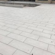 H�ctor Pina.......construction from CoolSton floors
