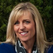 Debbie Miles from Rodan + Fields Skincare Consultant 