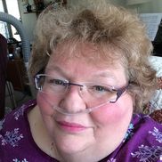 Kat Van Rooyen from Hearts Untangled Studios