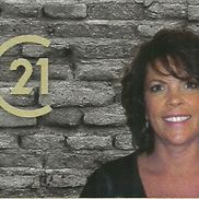 Michele Vesel from CENTURY 21 ATWOOD GILDERMAN