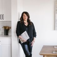 Leslie Redshaw from Unfauxgettable Interiors 
