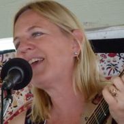 Mindy Simmons from MindyLouMusic