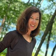 Danielle De Pillis from Twelve Petals Wellness