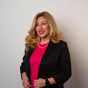 Alicia De La Luz from Of the Light Consulting and Entertainment 