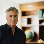 Business Lawyer - Christopher Scott-Dixon