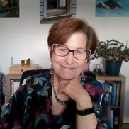 Lizz Naughton from Lizz Naughton Energy Medicine