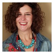 Lori Johnson from WKDE KD Country / News-Talk 1000