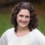 Nicole Porter from Monomoy Social Media