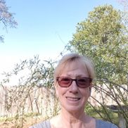 Elizabeth Younglove from Pawsitively Perfect Dog Training