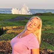 Ariel Sanchirico from Living Well With Ariel ~ Helping women thrive through midlife with balance, vitality, and health