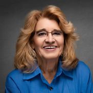 Laura Wagenknecht from Mosaic Business Consulting, LLC