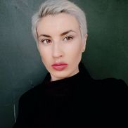 Natalia Parra-Khachper from Marketing Agency for Finance / AI Brand Strategist 