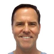 Pete Tingstrom from Aloha Oahu Weddings and Events