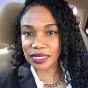 Lynita from Elegant Notary