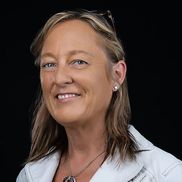 Shelley Miller from Coldwell Banker Pickett Fences