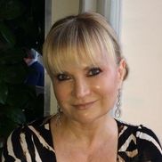 Galina Marshall from The Blooming Cupcake