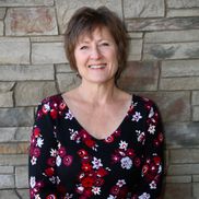 Julie Niles-Fry from Network in Action and Custom Imprinting