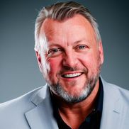 Bill L Brown from Sales Team Six™