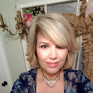 Traci Gyles from The shabby nest custom painting