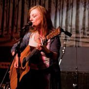 Jan Seides from Jan Seides Music Studio