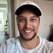 Chris dePinna from BodySync Strong