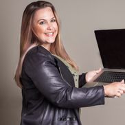 Ashley Starr from Starr Marketing