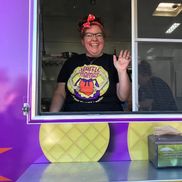Laura Borucki from Waffle Mamas