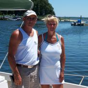 Sandy & John Reeve from J & S Reeve Cottages