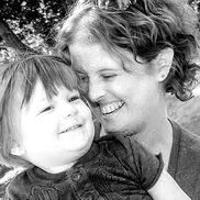 Serra Hadsell from Serravision Photography - Lifestyle Family Storybooks 