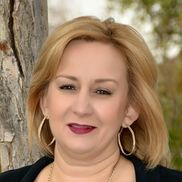 Dina Schlosser from West Valley Mobile Notary LLC