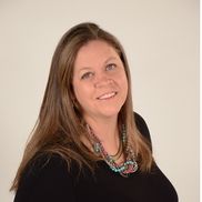 Stacy Reyenga from Savvy The Agency